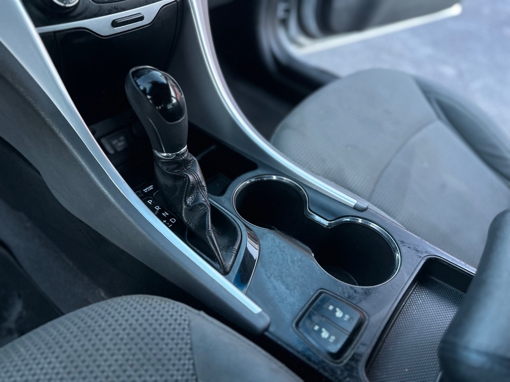 Hyundai Sonata GLS 2013