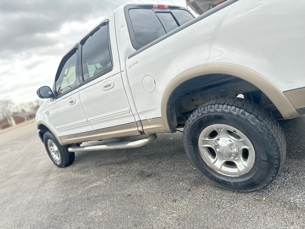 Ford F-150 XLT SuperCrew Short Bed 4WD 2002
