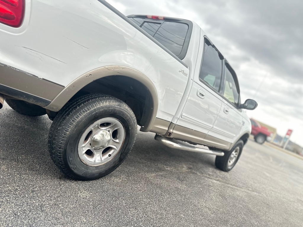 Ford F-150 XLT SuperCrew Short Bed 4WD 2002