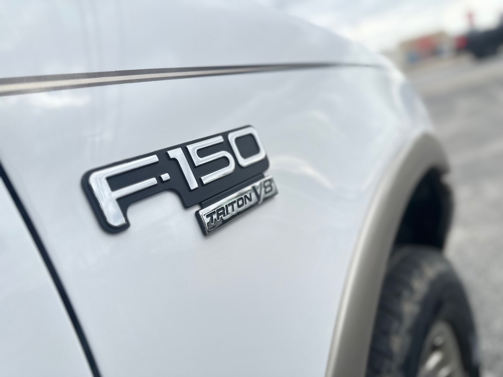 Ford F-150 XLT SuperCrew Short Bed 4WD 2002