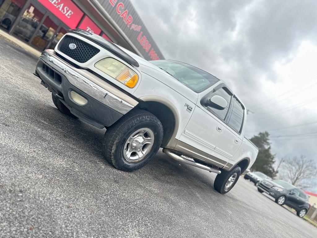 2002 Ford F-150 XLT SuperCrew Short Bed 4WD