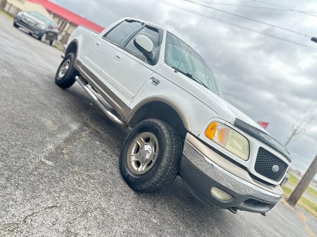 Ford F-150 XLT SuperCrew Short Bed 4WD 2002