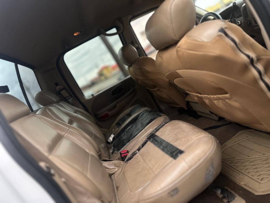 Ford F-150 XLT SuperCrew Short Bed 4WD 2002