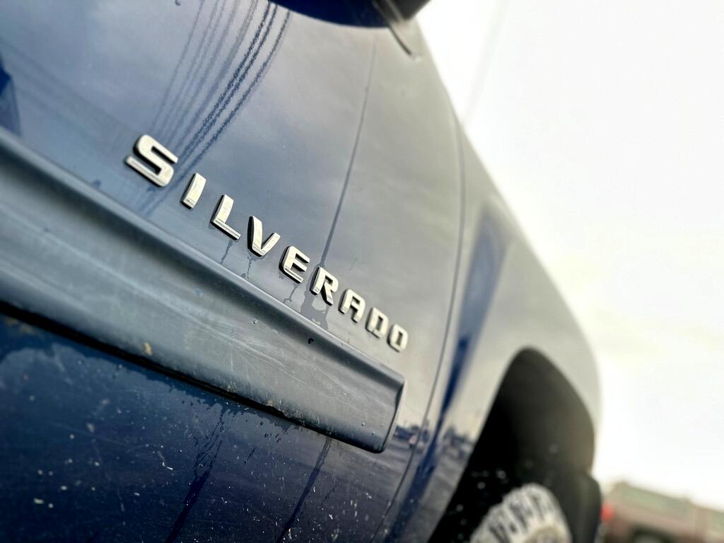 Chevrolet Silverado 1500 LS Crew Cab Short Box 4WD 2011