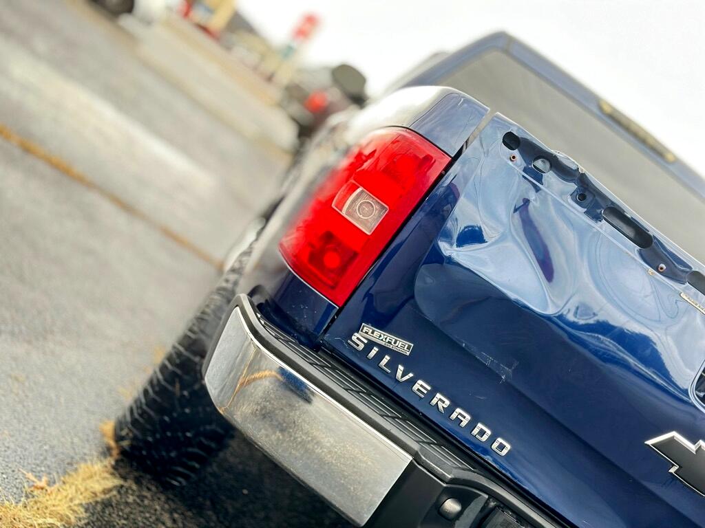 Chevrolet Silverado 1500 LS Crew Cab Short Box 4WD 2011