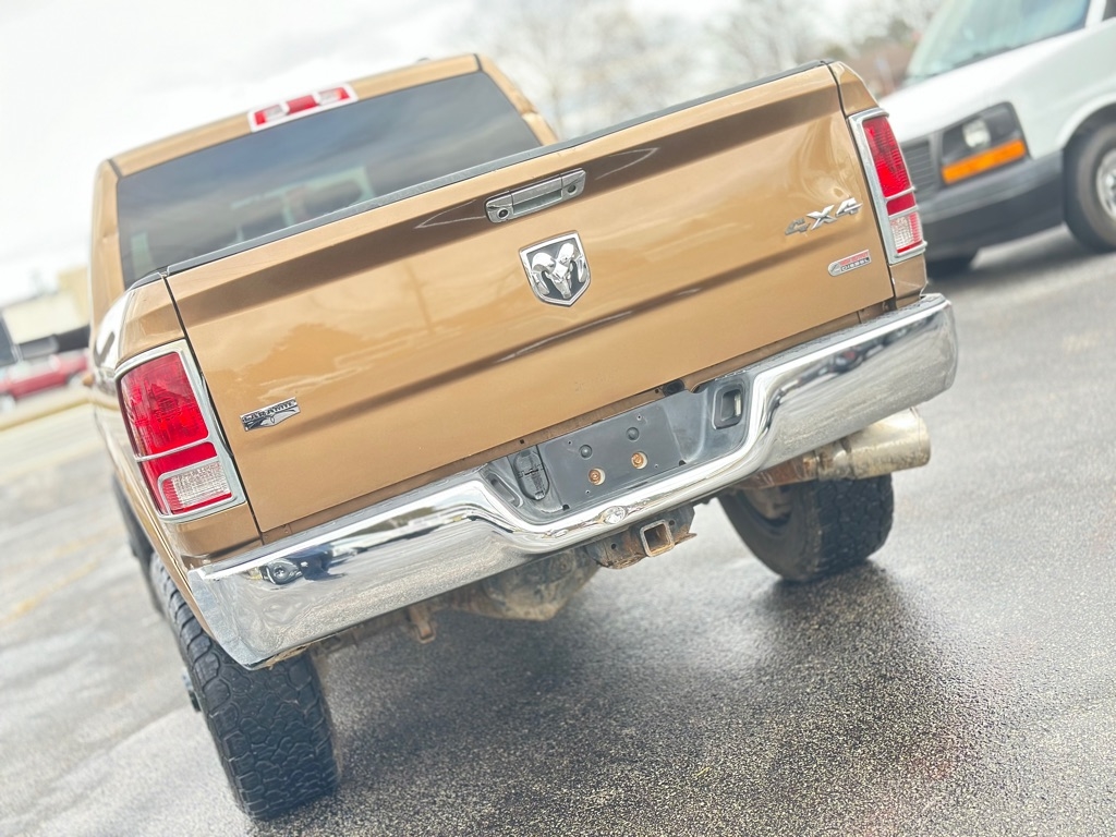 RAM 2500 Laramie Crew Cab SWB 4WD 2012