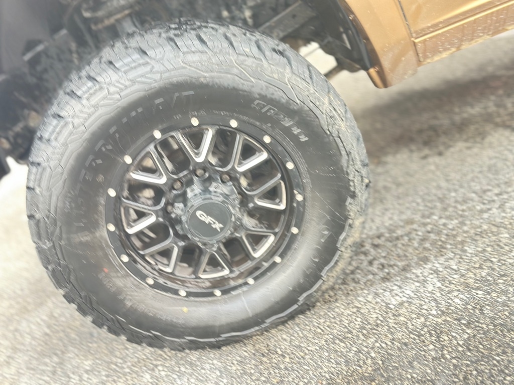 RAM 2500 Laramie Crew Cab SWB 4WD 2012