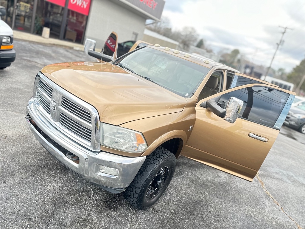 RAM 2500 Laramie Crew Cab SWB 4WD 2012