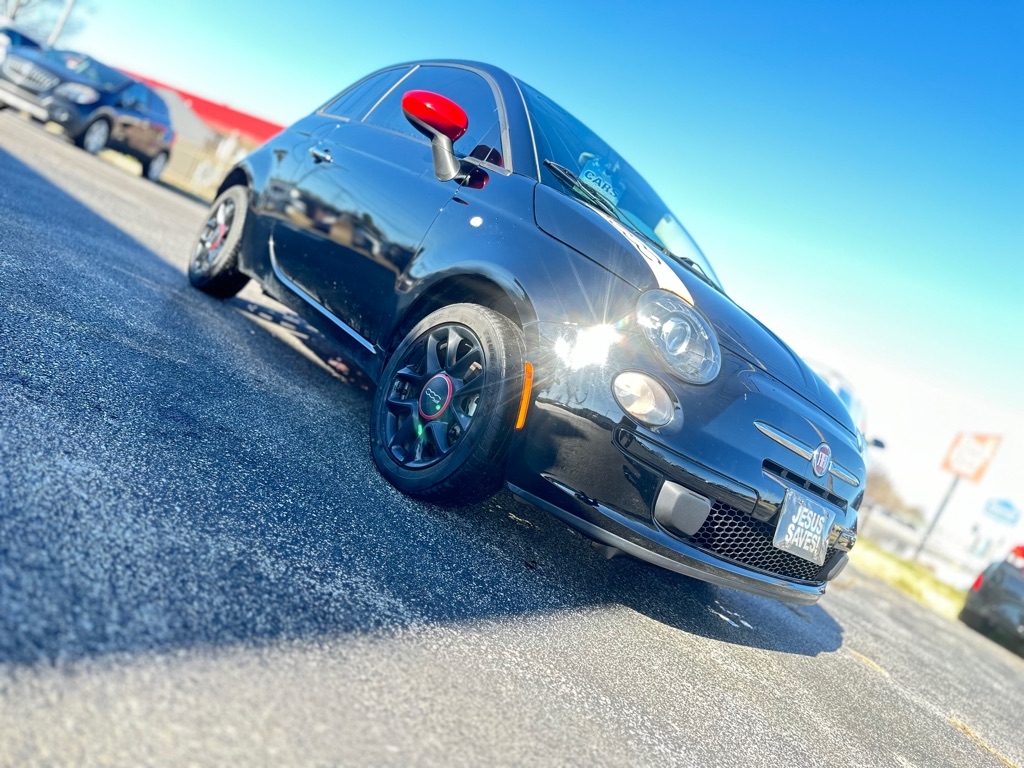 2016 FIAT 500 Pop's photo
