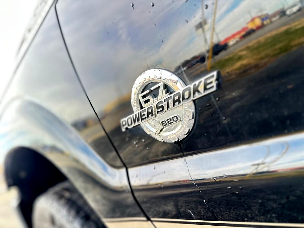 Ford F-350 SD XL Crew Cab Long Bed DRW 4WD 2011