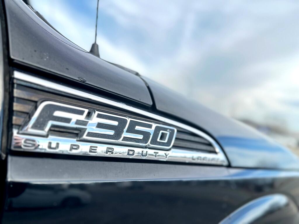 Ford F-350 SD XL Crew Cab Long Bed DRW 4WD 2011