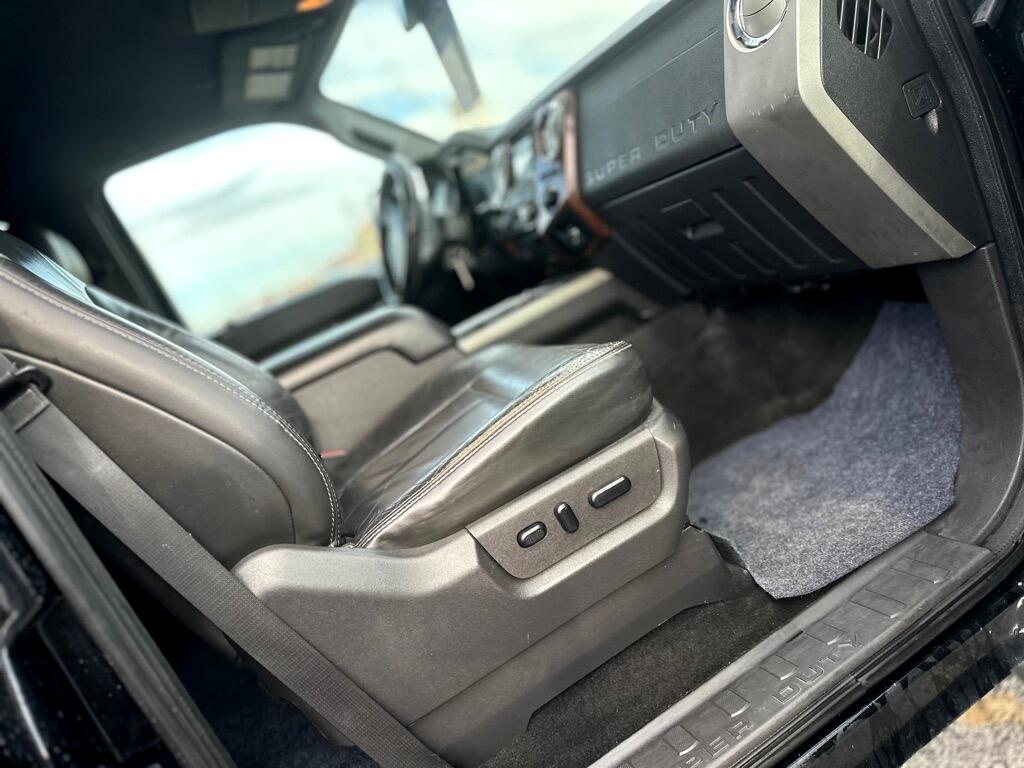 Ford F-350 SD XL Crew Cab Long Bed DRW 4WD 2011