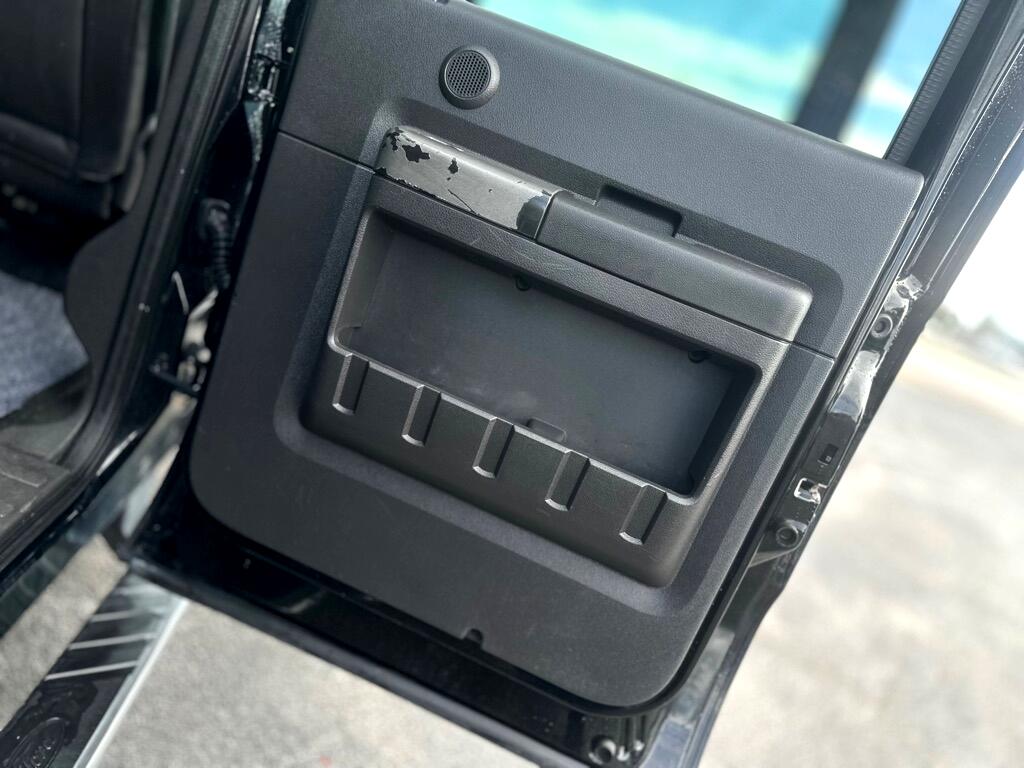 Ford F-350 SD XL Crew Cab Long Bed DRW 4WD 2011