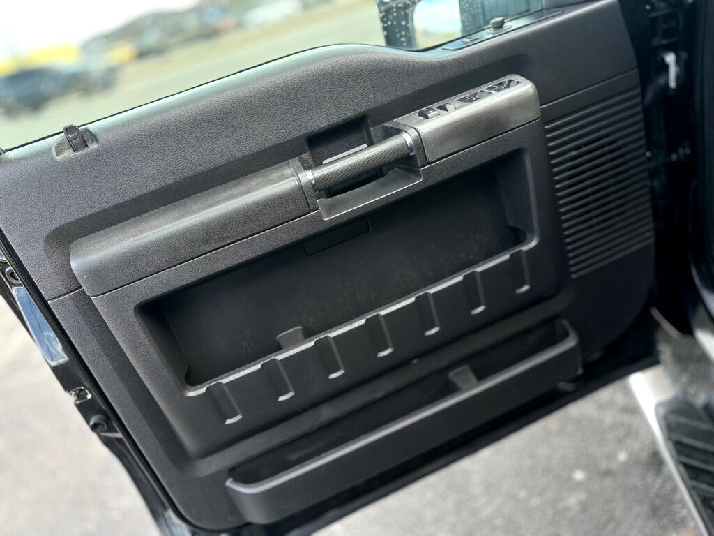 Ford F-350 SD XL Crew Cab Long Bed DRW 4WD 2011