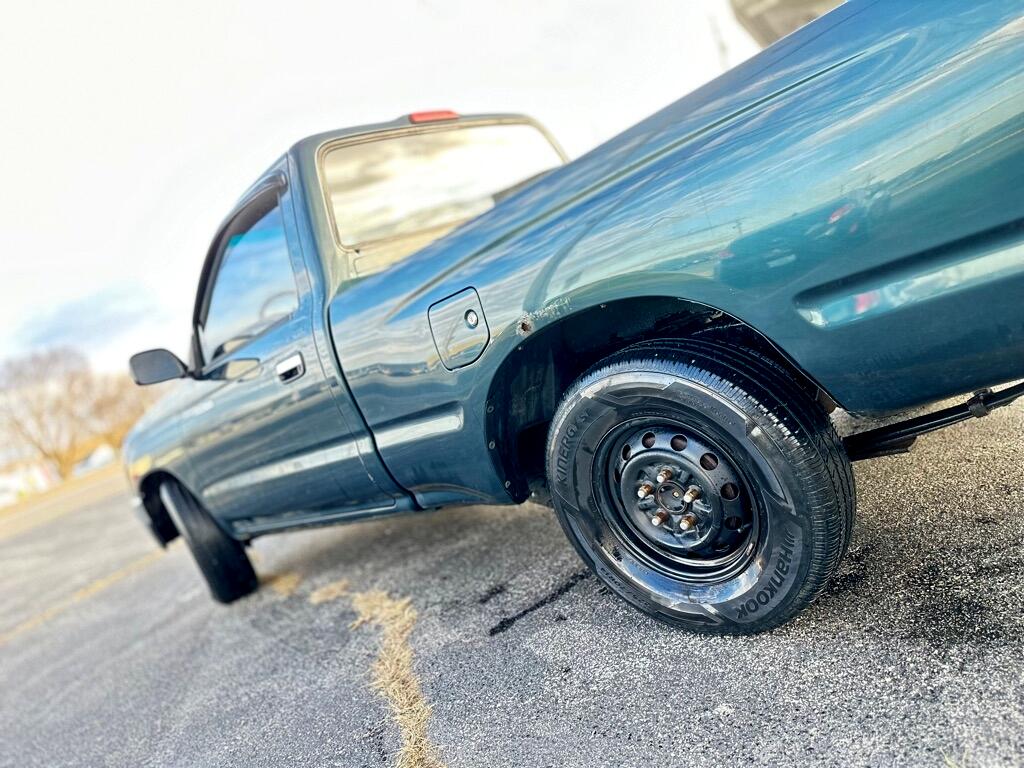 Toyota Tacoma Regular Cab 2WD 1997
