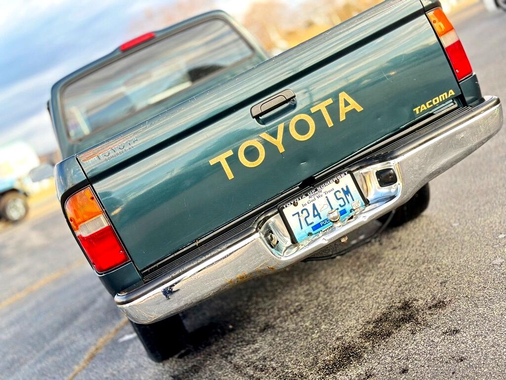 Toyota Tacoma Regular Cab 2WD 1997