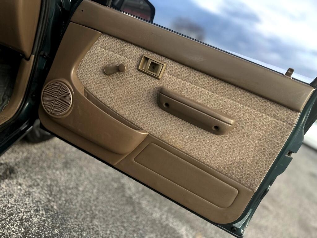 Toyota Tacoma Regular Cab 2WD 1997