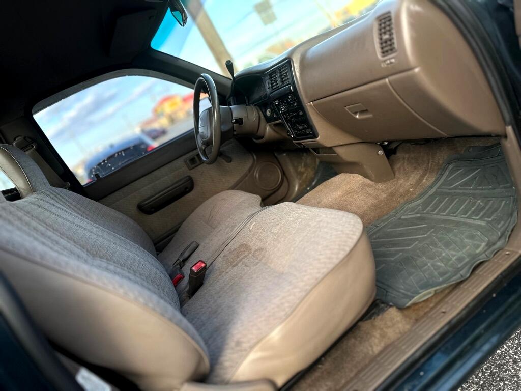 Toyota Tacoma Regular Cab 2WD 1997