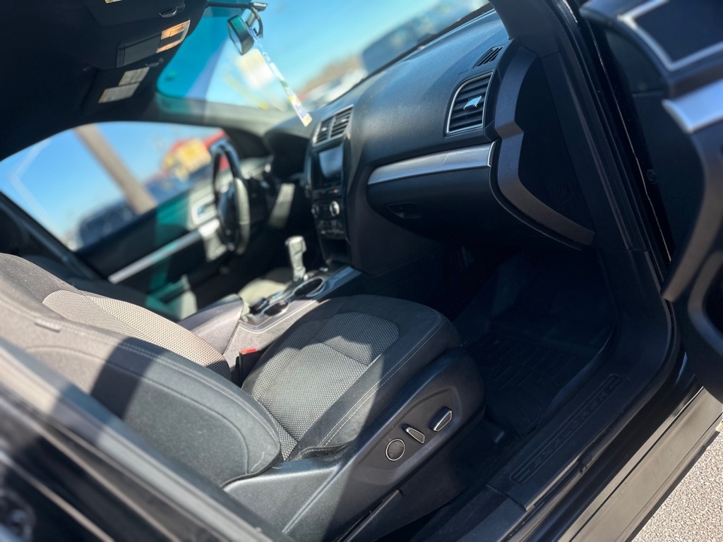 Ford Explorer XLT 4WD 2016