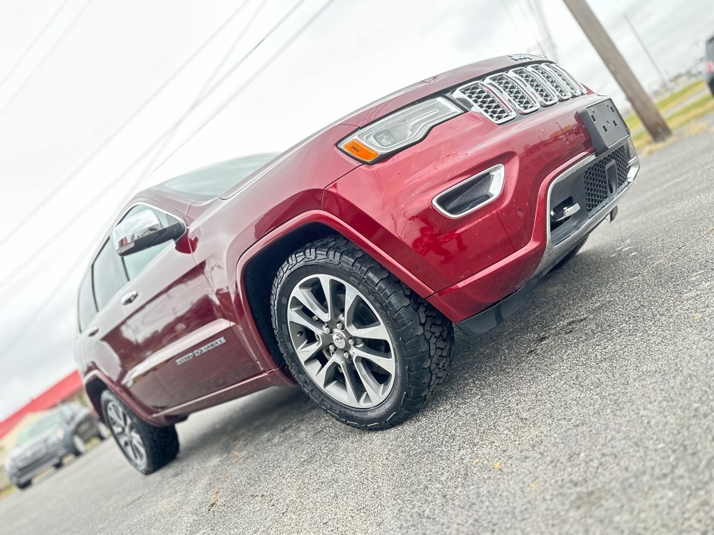 2018 Jeep Grand Cherokee Overland's photo