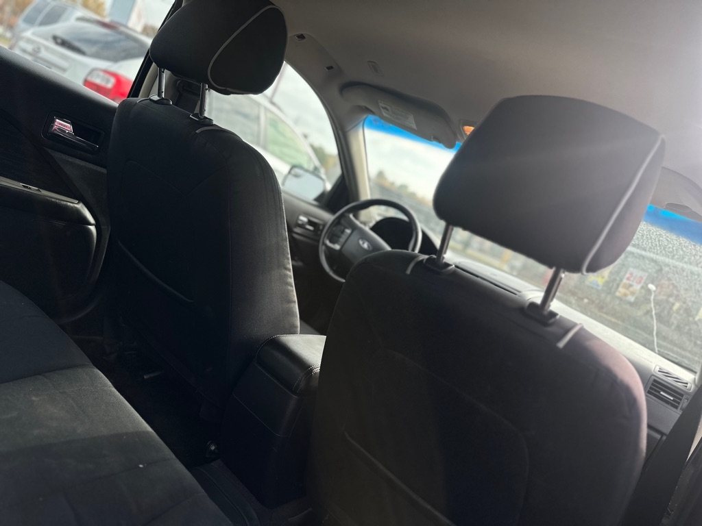 Ford Fusion V6 SE 2011