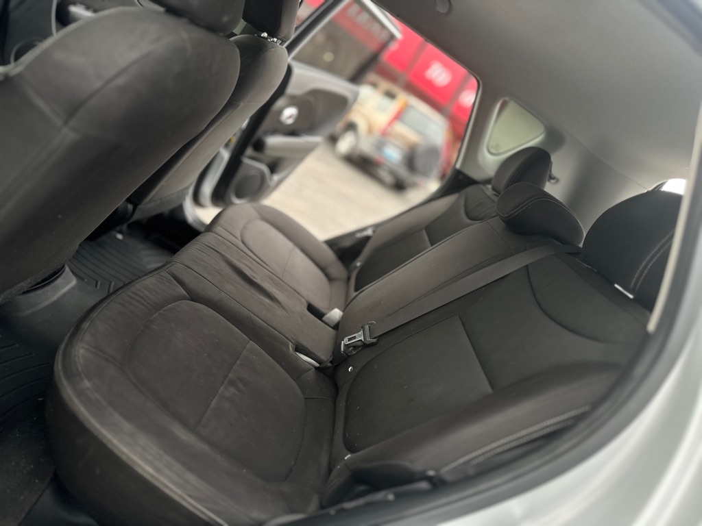 Kia Soul Base 6A 2016