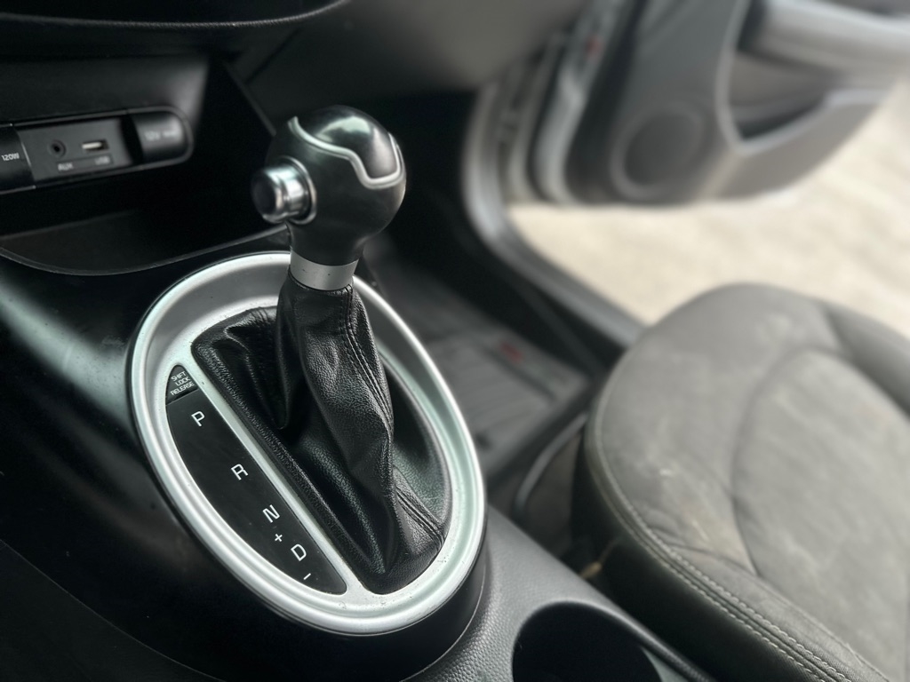 Kia Soul Base 6A 2016