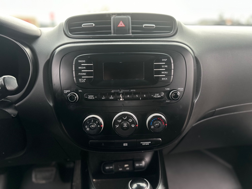 Kia Soul Base 6A 2016