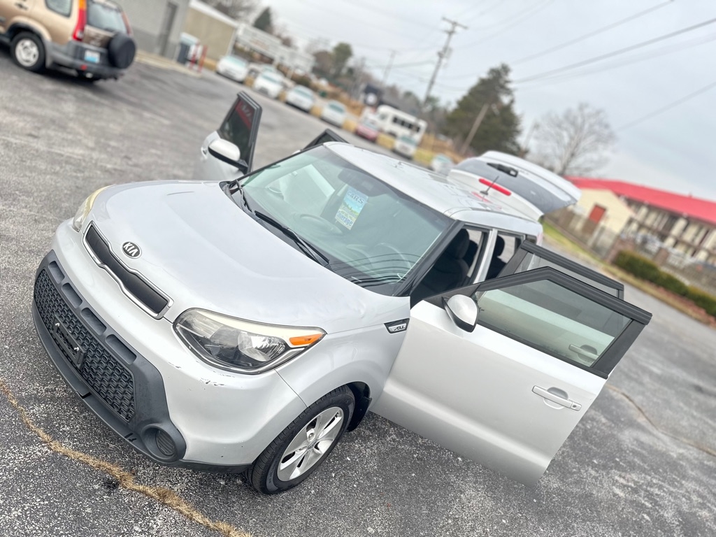 Kia Soul Base 6A 2016
