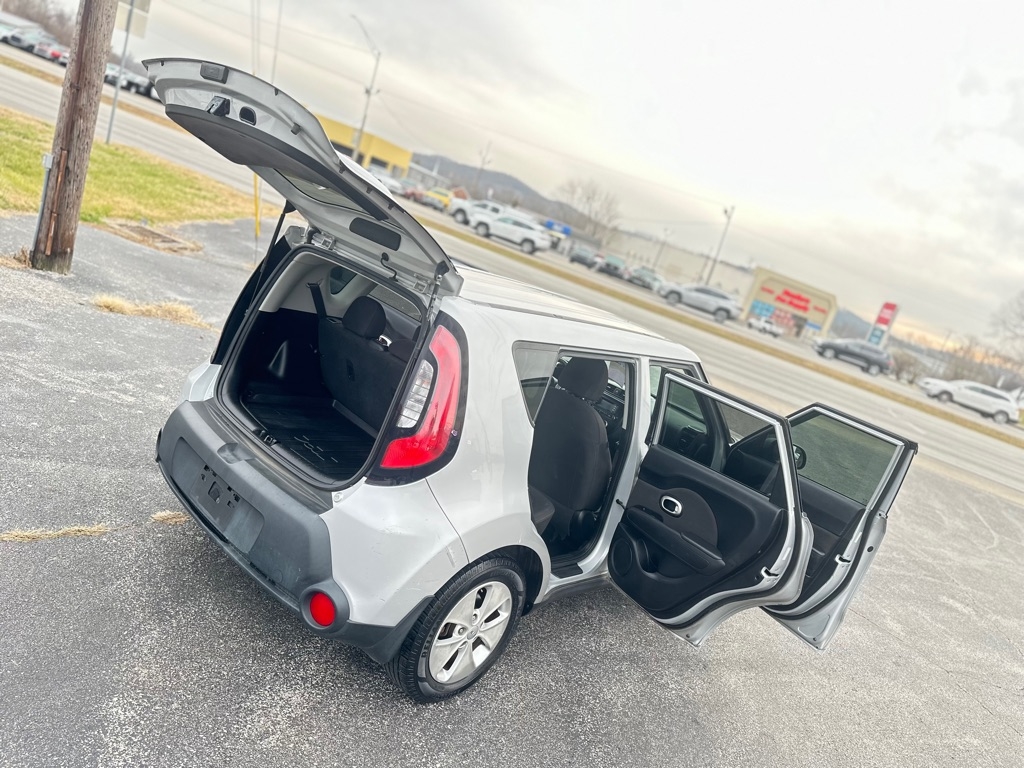 Kia Soul Base 6A 2016