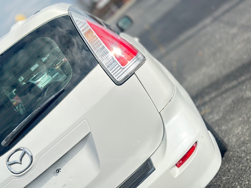 Mazda MAZDA5 Sport 2010