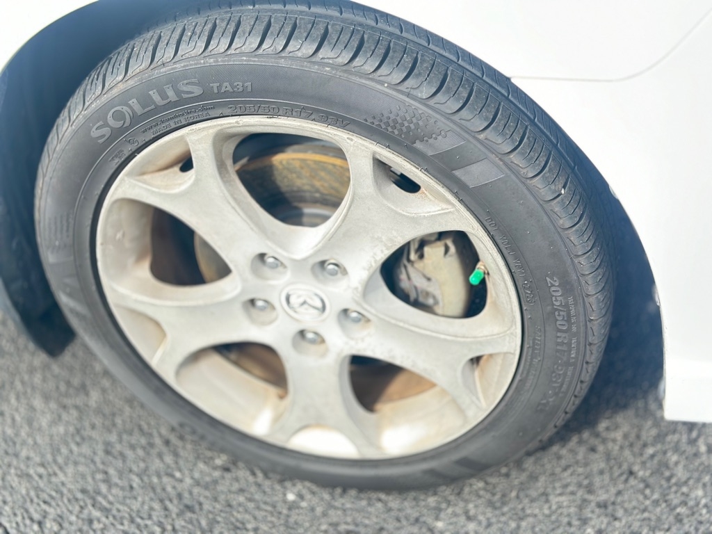 Mazda MAZDA5 Sport 2010