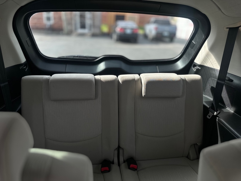 Mazda MAZDA5 Sport 2010