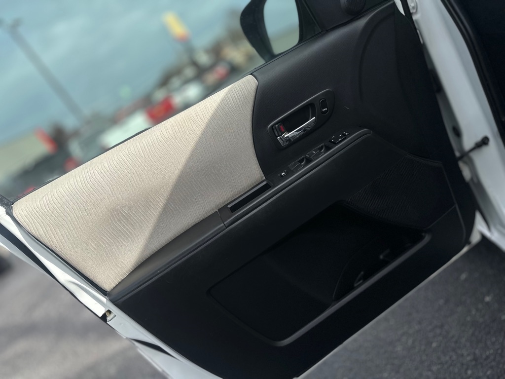 Mazda MAZDA5 Sport 2010