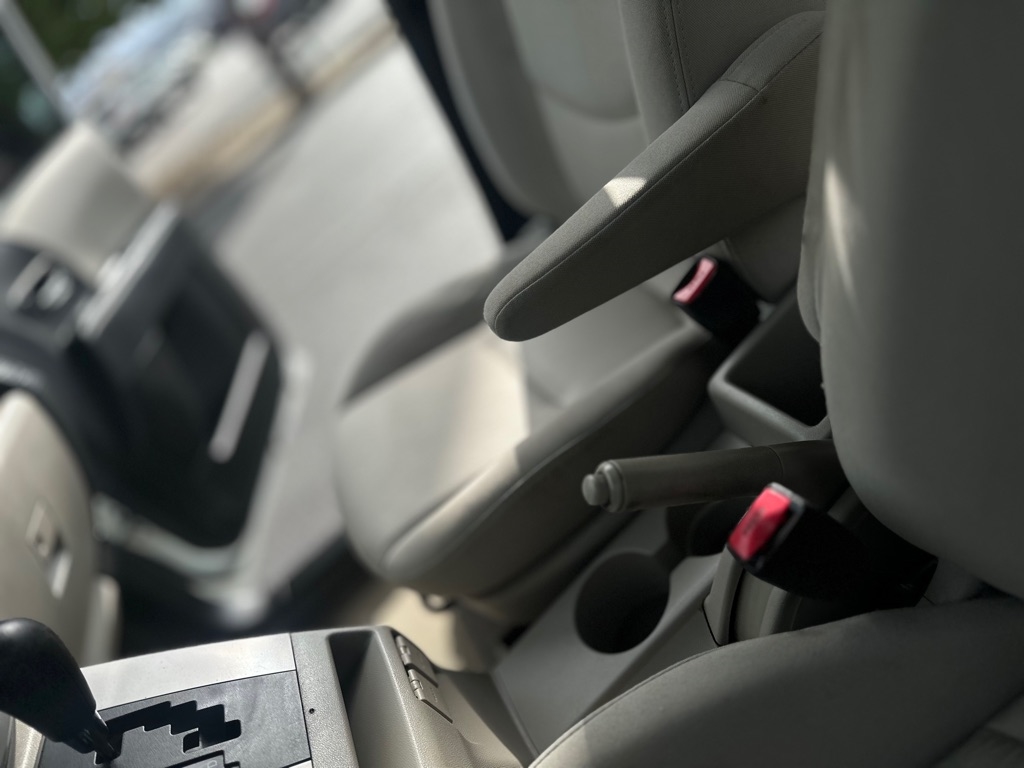 Mazda MAZDA5 Sport 2010