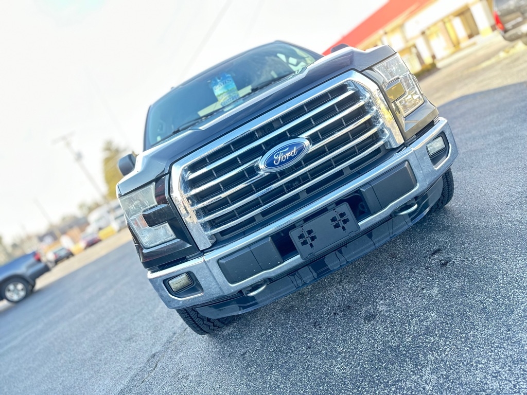 Ford F-150 XL SuperCrew 5.5-ft. Bed 4WD 2015