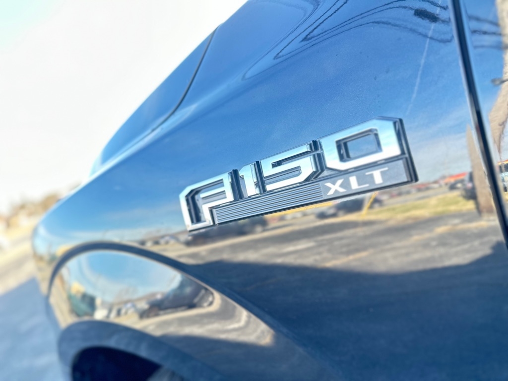 Ford F-150 XL SuperCrew 5.5-ft. Bed 4WD 2015