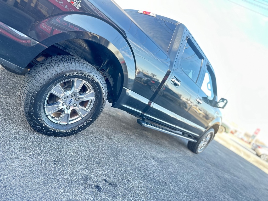 Ford F-150 XL SuperCrew 5.5-ft. Bed 4WD 2015