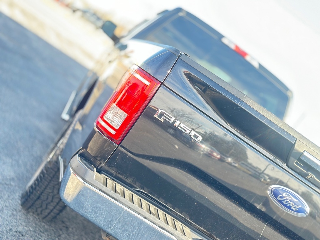 Ford F-150 XL SuperCrew 5.5-ft. Bed 4WD 2015