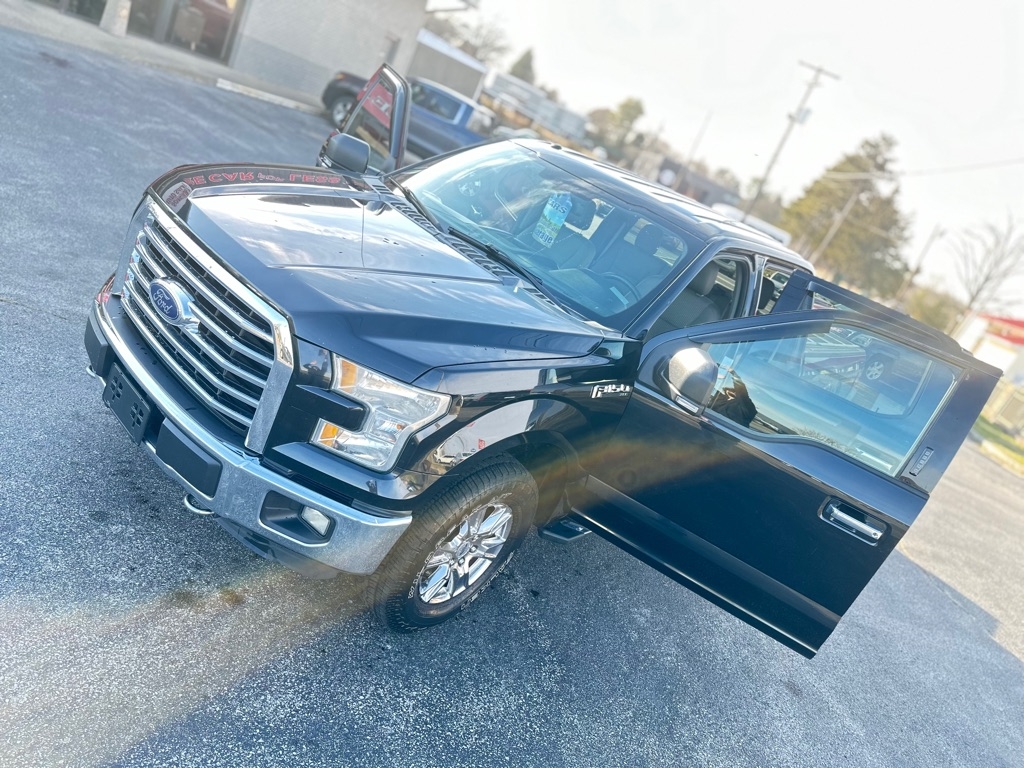 Ford F-150 XL SuperCrew 5.5-ft. Bed 4WD 2015