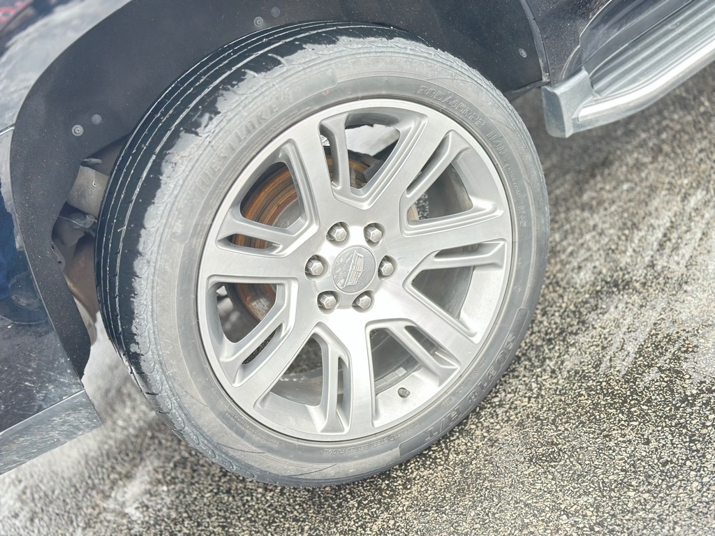 Cadillac Escalade Luxury 4WD 2016