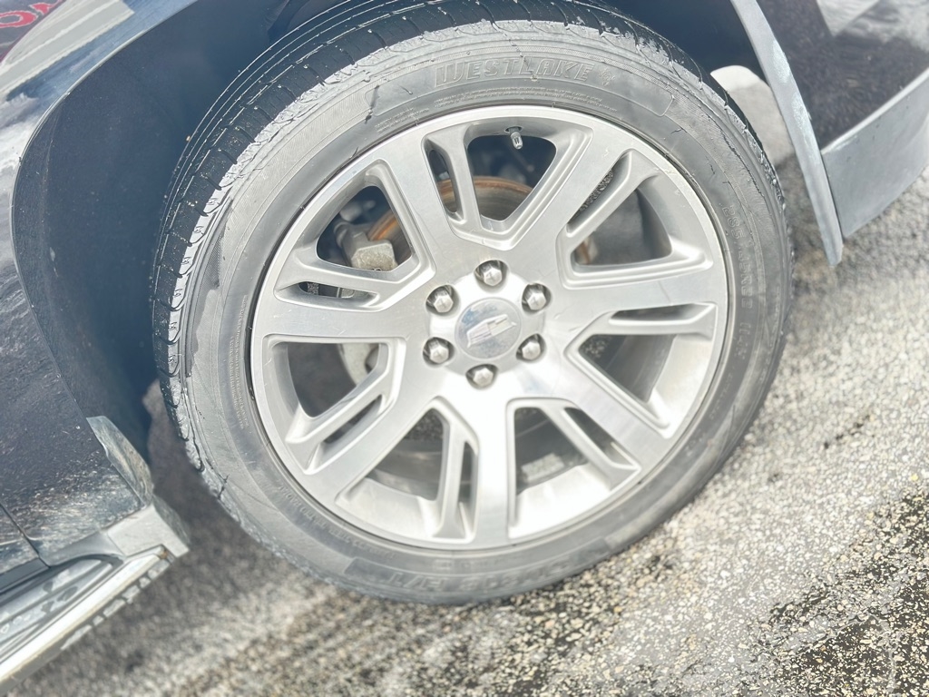 Cadillac Escalade Luxury 4WD 2016