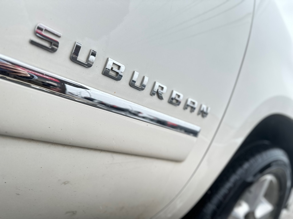 Chevrolet Suburban LTZ 1500 4WD 2010