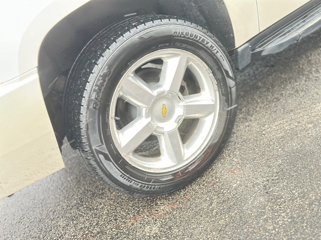 Chevrolet Suburban LTZ 1500 4WD 2010