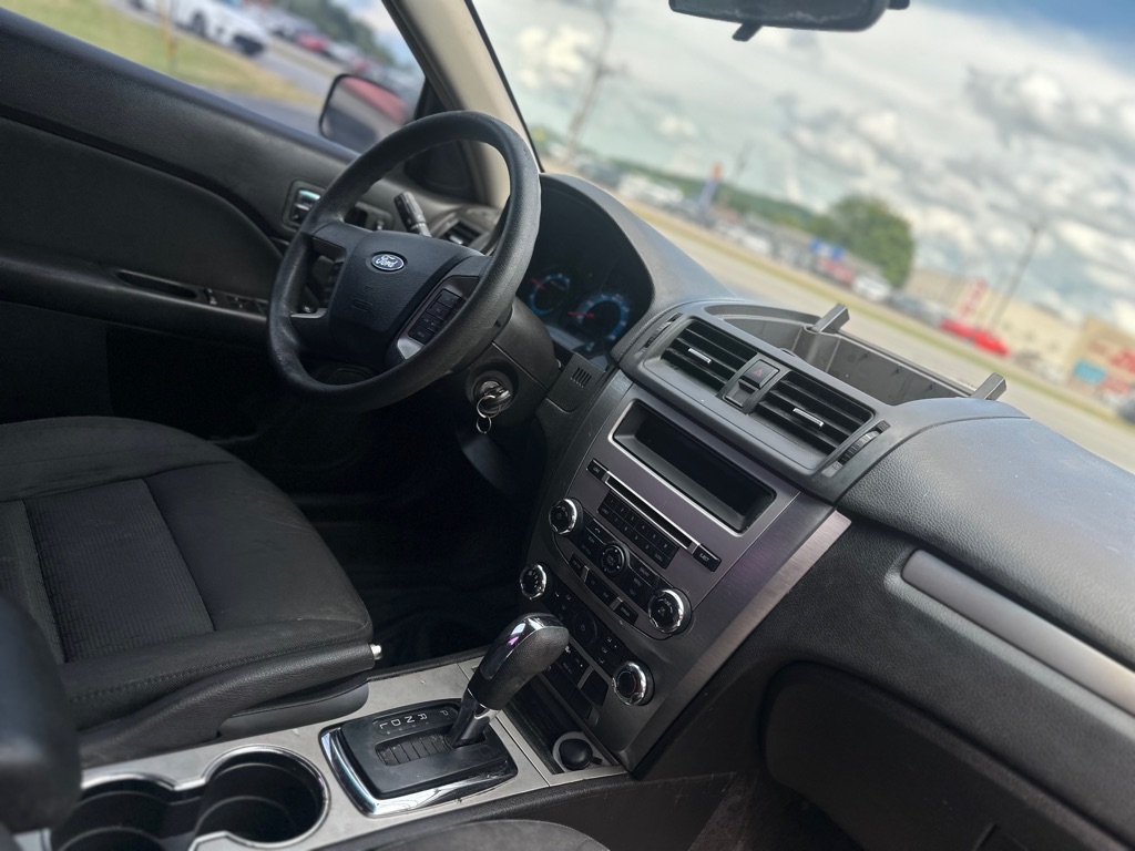 Ford Fusion SE 2010