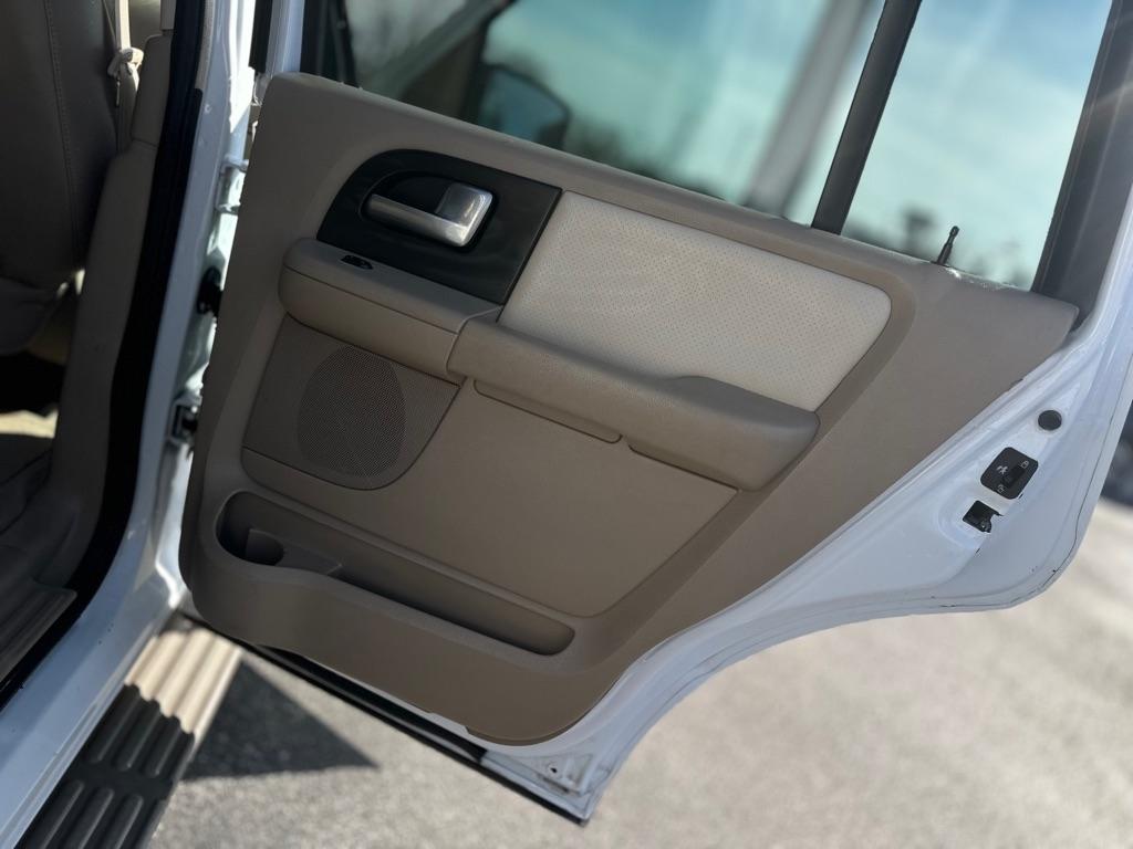 Ford Expedition Eddie Bauer 5.4L 4WD 2004