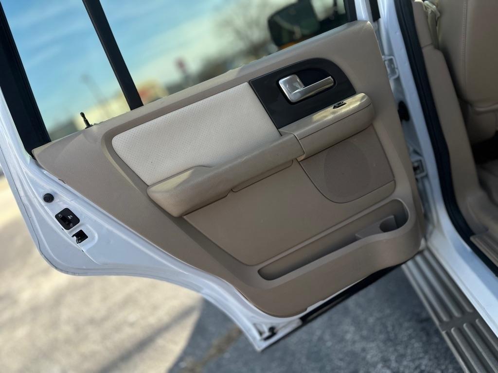 Ford Expedition Eddie Bauer 5.4L 4WD 2004