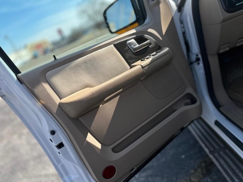 Ford Expedition Eddie Bauer 5.4L 4WD 2004