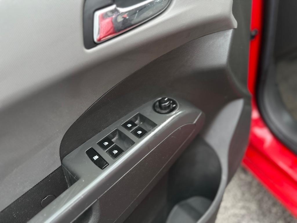 Chevrolet Sonic LT Auto Sedan 2013