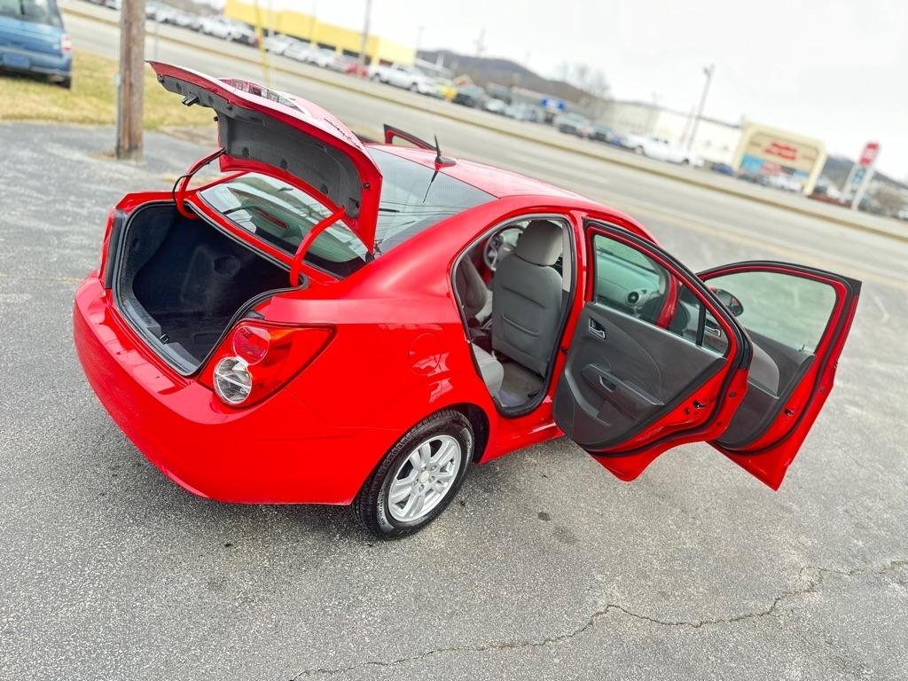 Chevrolet Sonic LT Auto Sedan 2013